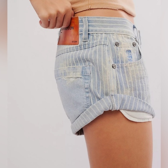 NWT OneTeaspoon Painters Stripe Bandits Shorts - Picture 3 of 4